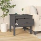Tavolini 2 pz Grigi 50x50x49 cm Legno Massello di Pino Tavolini 2 pz Grigi 50x50x49 cm Legno Massello di Pino