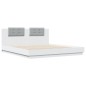 vidaXL Giroletto con Testiera Bianco 200x200 cm in Legno Multistrato vidaXL Giroletto con Testiera Bianco 200x200 cm in Legno Multistrato