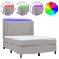 Letto a Molle Materasso e LED Grigio Chiaro 140x190 cm Tessuto Letto a Molle Materasso e LED Grigio Chiaro 140x190 cm Tessuto