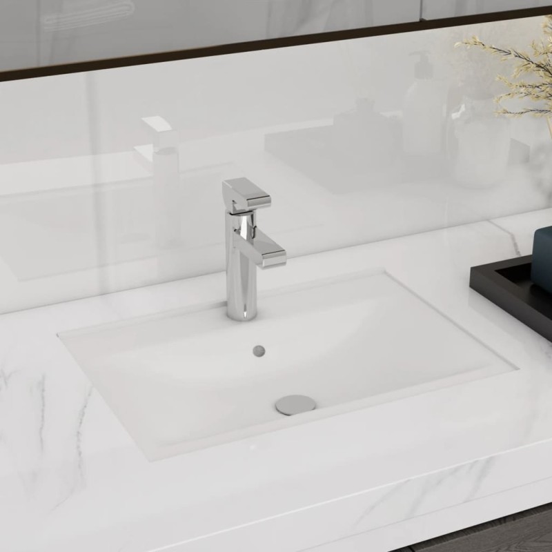 Lavandino Bagno Ceramica Bianca Rettangolare e Foro di Trabocco Lavandino Bagno Ceramica Bianca Rettangolare e Foro di Trabocco